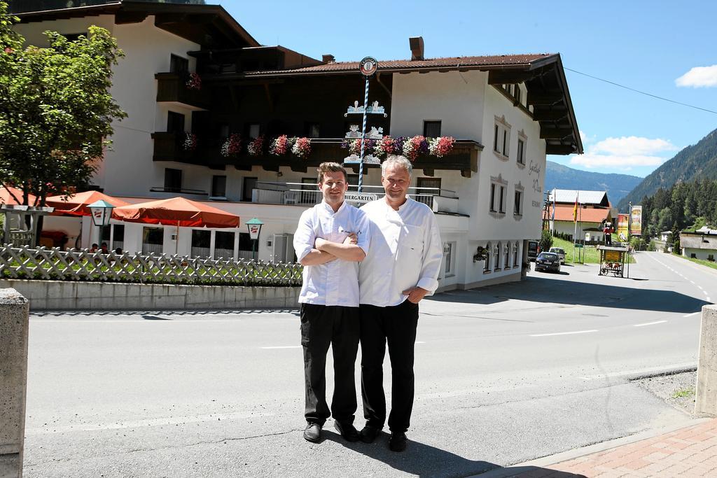 Hotel Wiese Sankt Leonhard im Pitztal Exterior photo