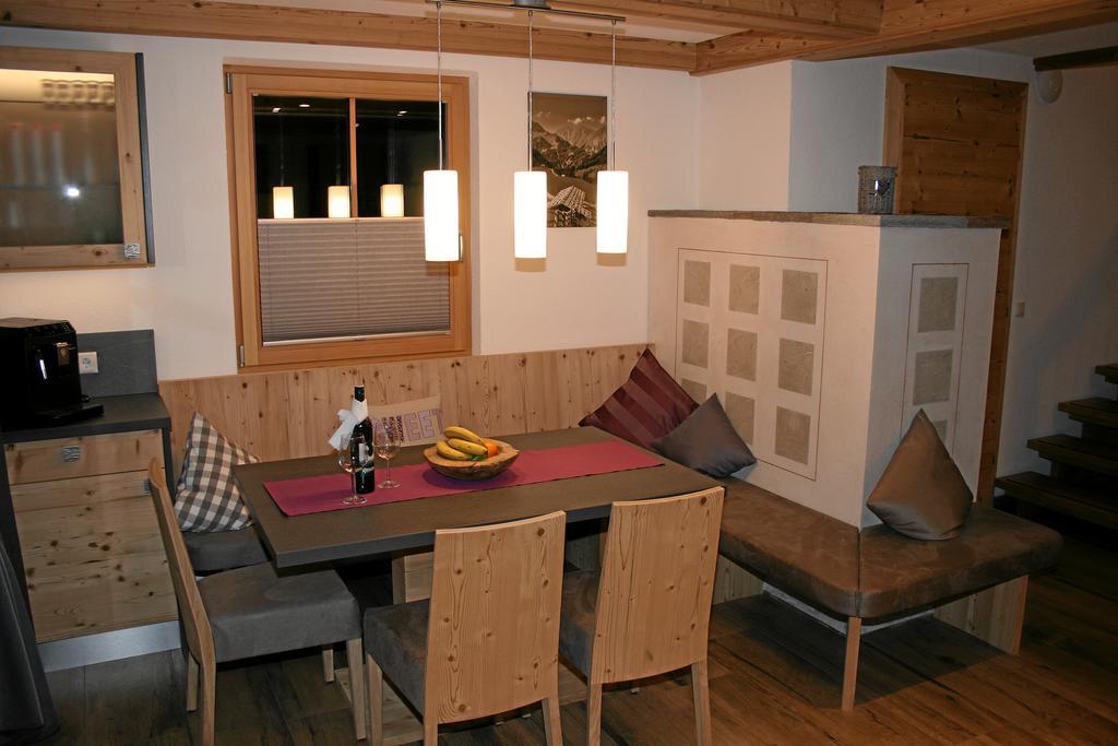 Hotel Wiese Sankt Leonhard im Pitztal Exterior photo
