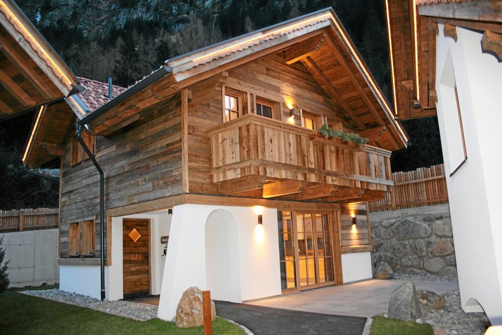 Hotel Wiese Sankt Leonhard im Pitztal Exterior photo