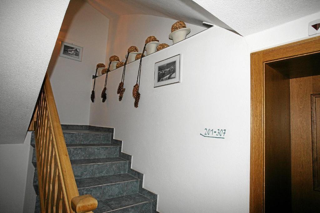 Hotel Wiese Sankt Leonhard im Pitztal Exterior photo