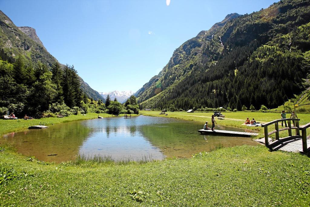 Hotel Wiese Sankt Leonhard im Pitztal Exterior photo